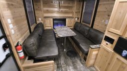 2024 Ice Castle Itasca ZR-28 RV Fish House full