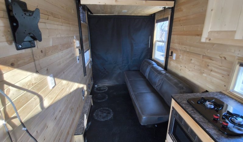 2025 Ice Castle 6.5×12 EZ Pitch- Hydraulic Toyhauler full