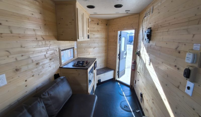 2025 Ice Castle 6.5×12 EZ Pitch- Hydraulic Toyhauler full