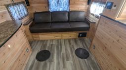 2026 Ice Castle 8x17V Mille Lacs full