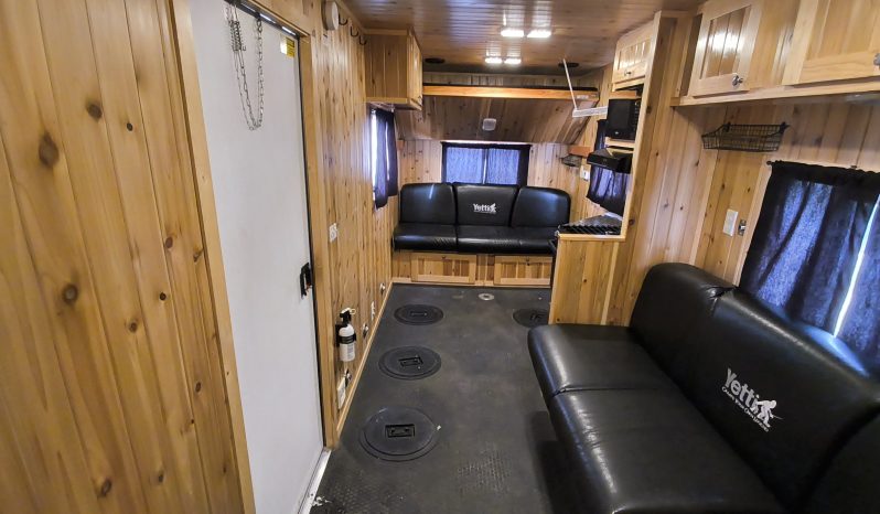 2016 Yetti Outpost 6.5′ x 16′ Fish House full