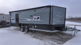 2026 Ice Castle 8 x 22′ RV Hybrid