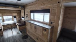 2026 Ice Castle 8 x 22′ RV Hybrid full