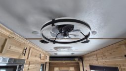 2026 Ice Castle 8 x 22′ RV Hybrid full