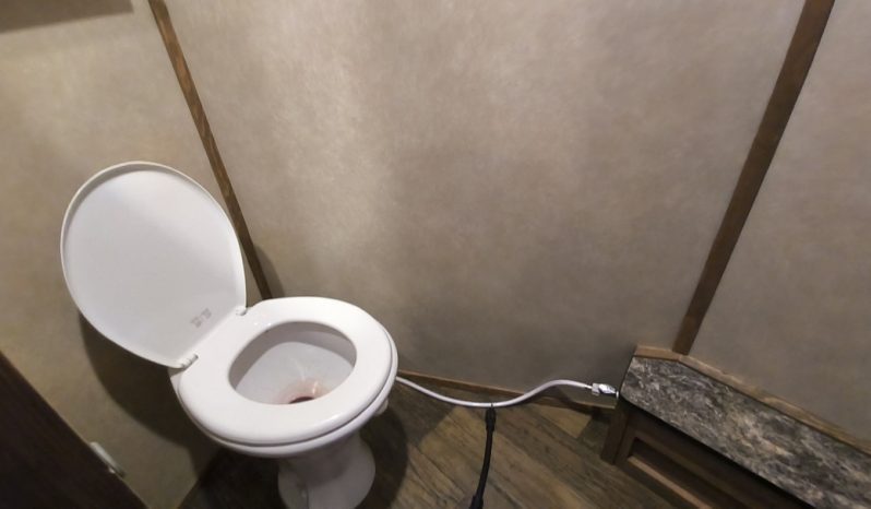 2024 Ice Castle 8×29 Stub RV Custom full