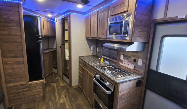 2024 Ice Castle 8×29 Stub RV Custom full