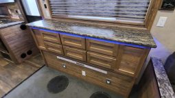 2024 Ice Castle 8×29 Stub RV Custom full