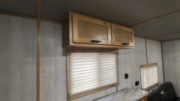 2026 Yetti Angler A816-E Fish House full