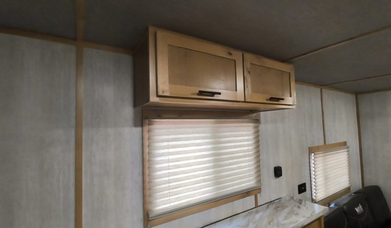 2026 Yetti Angler A816-E Fish House full