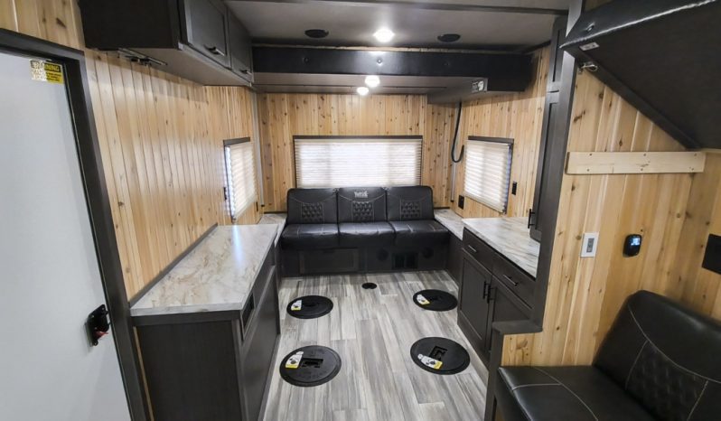 2026 Yetti Angler A817-PK Fish House full