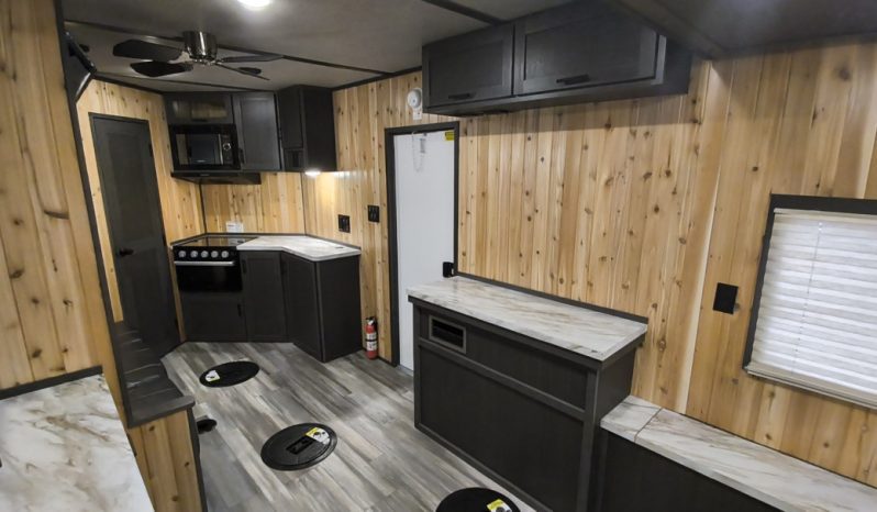 2026 Yetti Angler A817-PK Fish House full