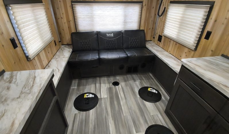 2027 Yetti Angler A817-PKB full