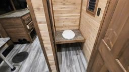 2027 Ice Castle 8x24V Uncharted full