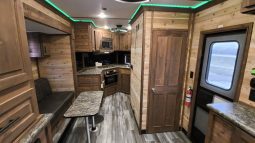 2027 Ice Castle 8x24V Uncharted full