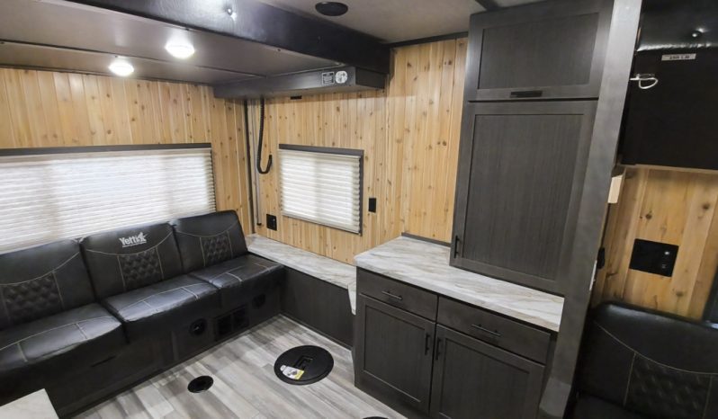 2027 Yetti Angler A817-PK full