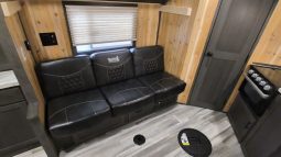 2027 Yetti Angler A817-PK full