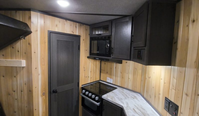 2027 Yetti Angler A817-PK full