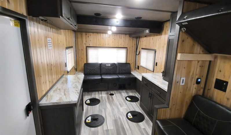 2027 Yetti Angler A817-PK full