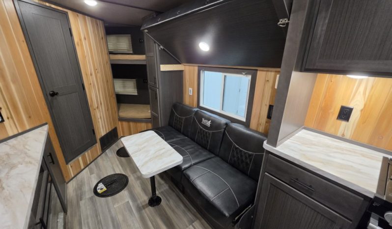 2027 Yetti Grand Escape GE824-DRKBF full