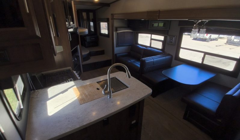 2019 Jayco Eagle HT 29.5 BHDS Fifth Wheel RV full