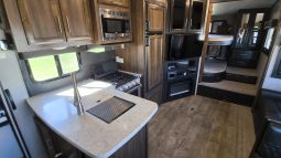 2019 Jayco Eagle HT 29.5 BHDS Fifth Wheel RV full