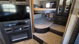 2019 Jayco Eagle HT 29.5 BHDS Fifth Wheel RV full