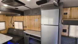 2027 Yetti Grand Escape GE821-PKF full