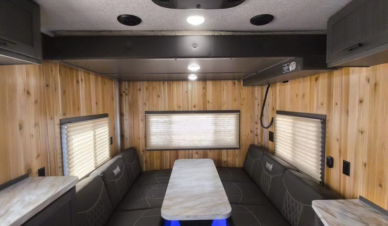 2027 Yetti Grand Escape GE821-PKF full