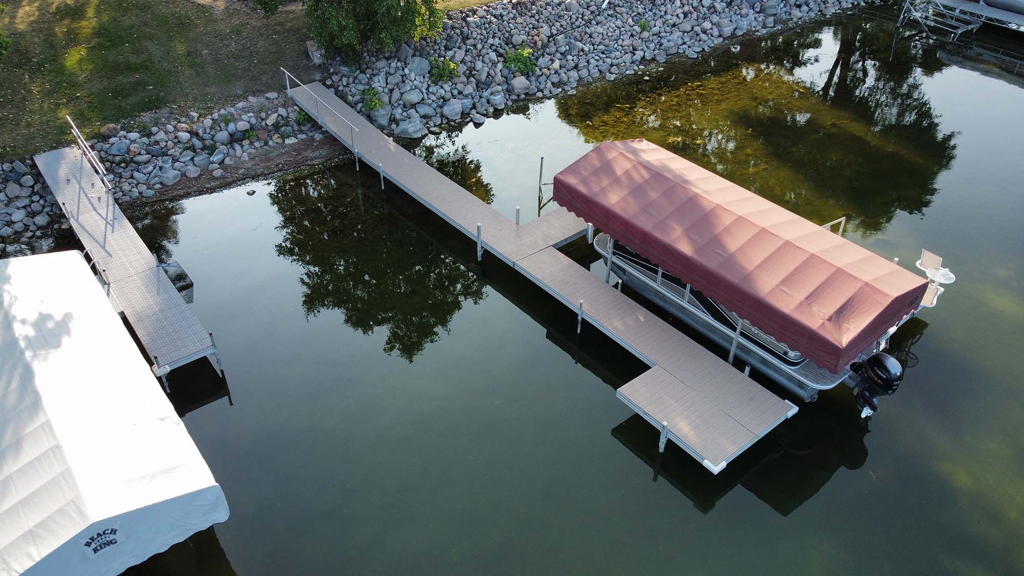 dock and lift at lake house